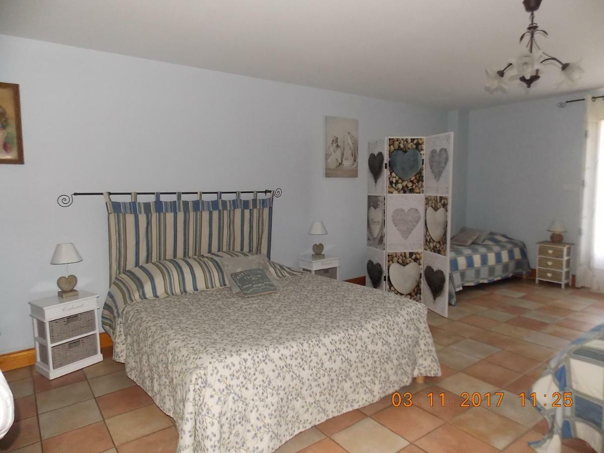 A La Mare Du Vieux Chene Bed & Breakfast Bellegarde-Poussieu Dış mekan fotoğraf